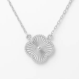 Retro Clover Kolye (Beyaz)