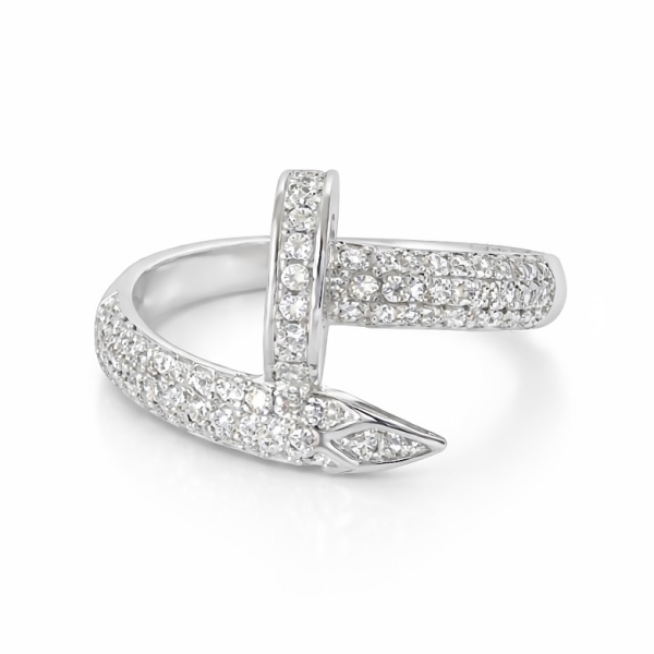  Taşlı Çivi Yüzük